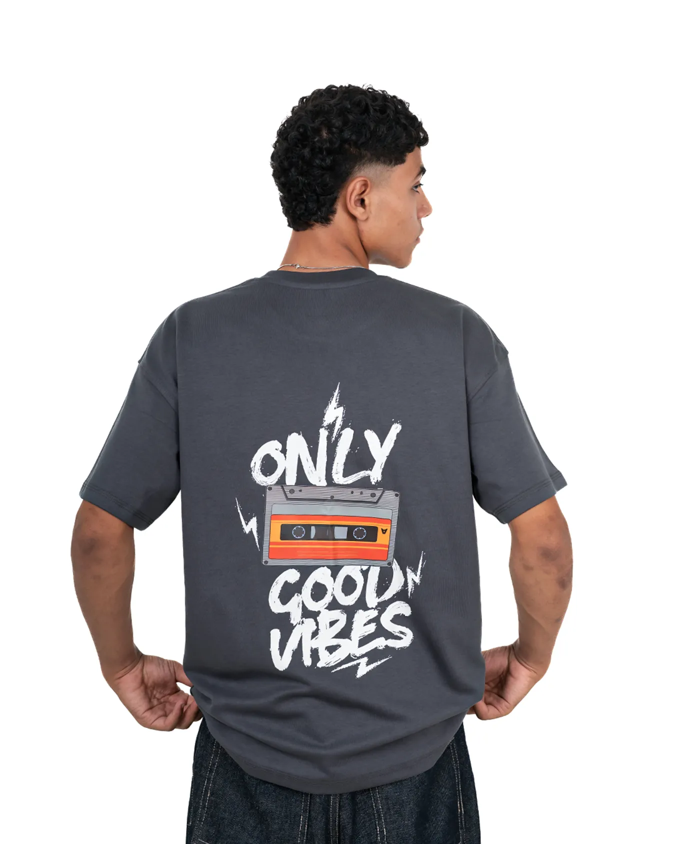 16 Vacation Gray short-sleeve oversized T-shirt - Image 1